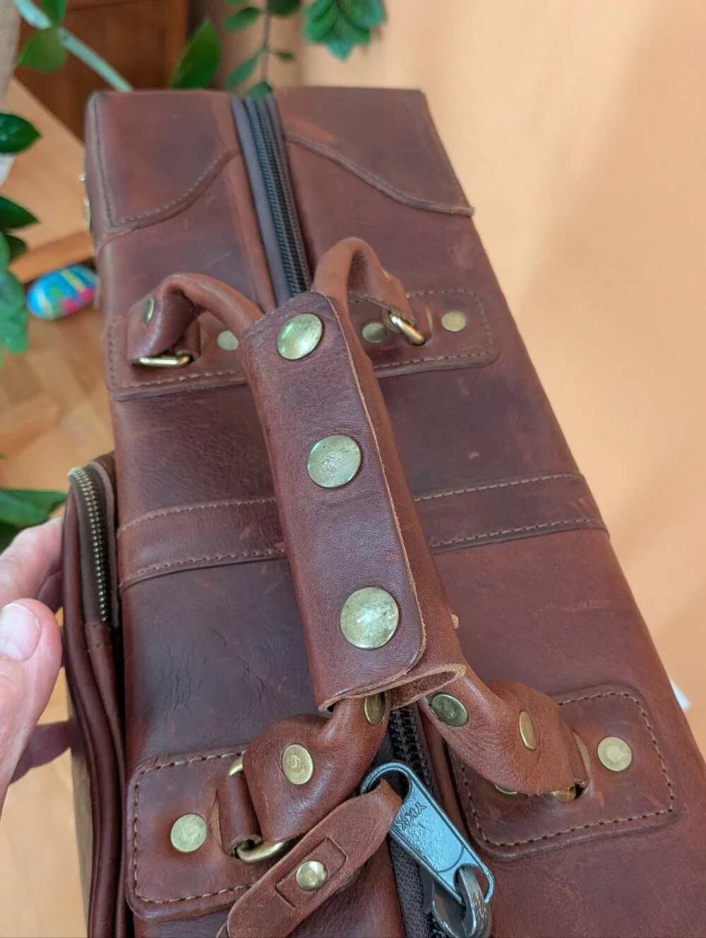 Vintege J.W.HULME CO.Made In America Leather Rolling Carry-On Bag - Brown